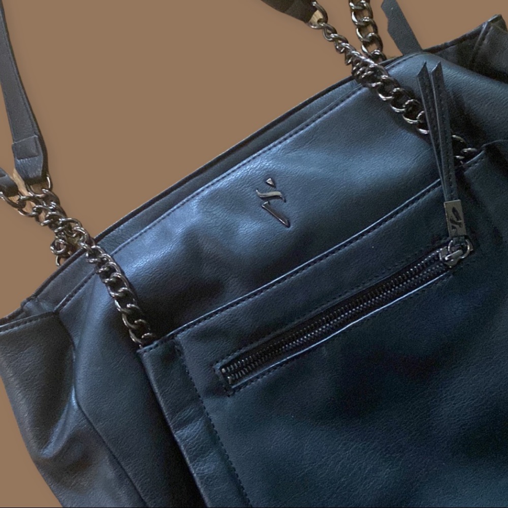 Simply Vera Vera Wang Black Purse